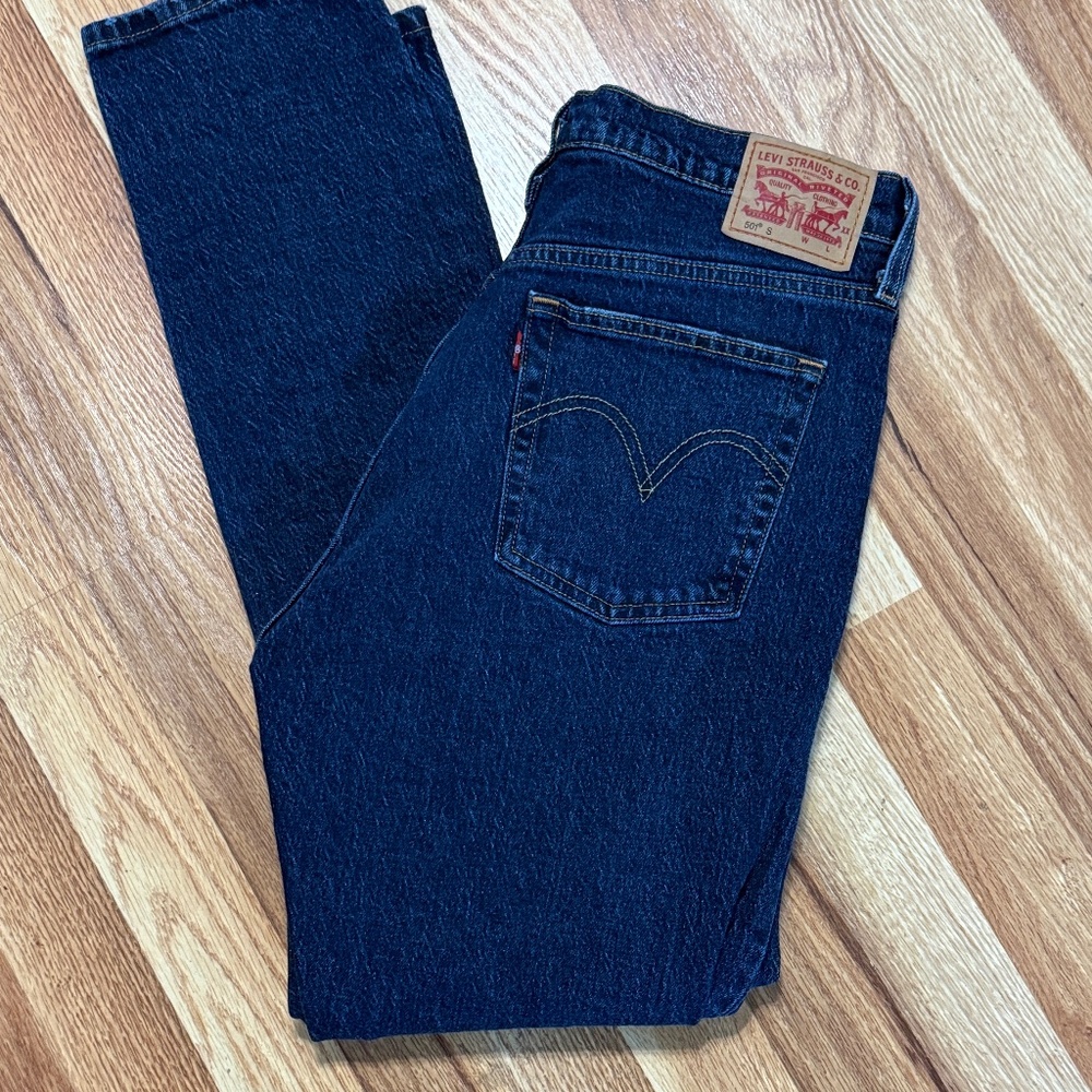 NWOT Levi’s 501 skinny limited edition 32X 30